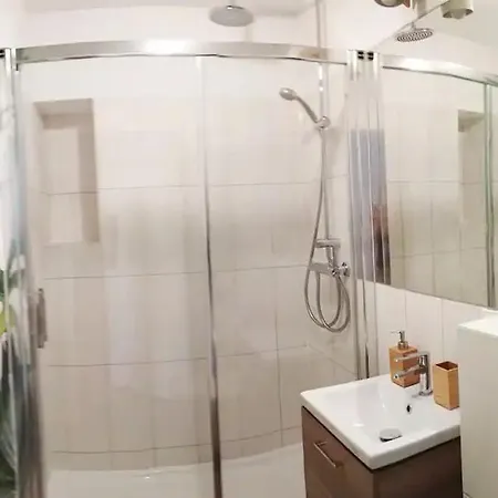 Πλωτό κατάλυμα Studio, Darmowy Parking House *